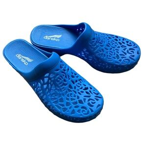 NEW Dansko Pippa Clogs Blue